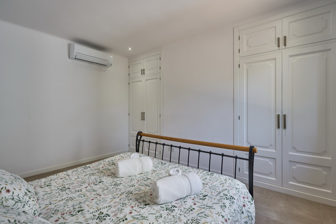 Finca Rosas (f341) in Cala Sa Nau Foto 26