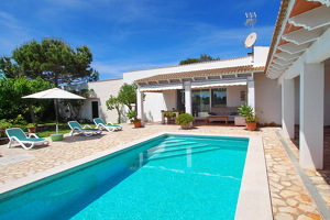 Chalet Playa Muro (f488)
