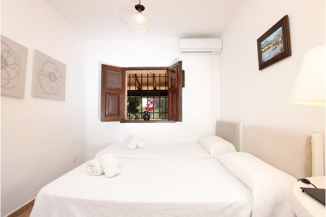 Finca Flora (f501) in Cala Sant Vicenc Foto 24