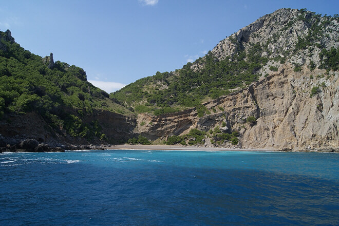 Cala Coll de Baix Strand bei La Victoria